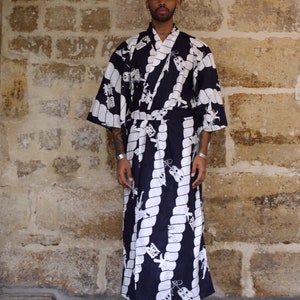 Traditional Japanese yukata in checkered cotton, Sumo pattern, with a matching belt Sumo