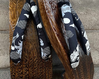 Geta square Dragon pattern, Japanese wooden sandals