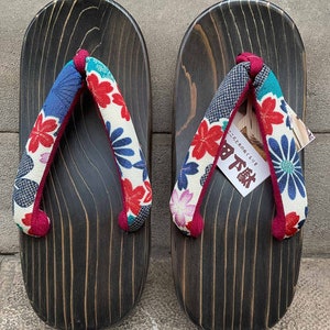 Geta Daruma Flowers