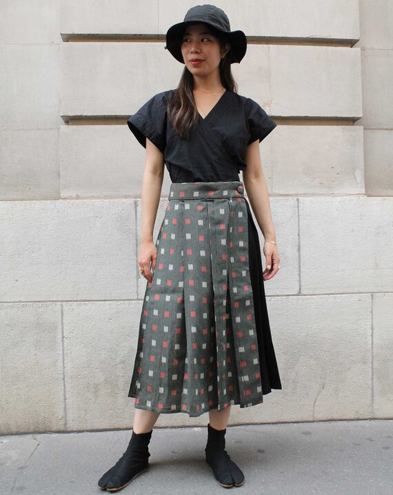 Pleated Kimono Skirt With Checkered and Khadi Fabric – Upcycled  