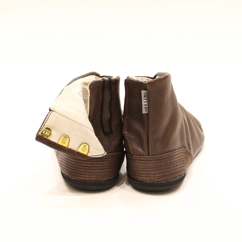 Leather Tabi Ankle Boots, hallux valgus correction, bare foot sensation, comfortable image 9