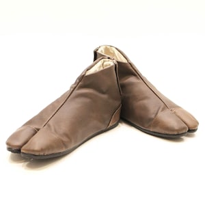 Leather Tabi Ankle Boots, hallux valgus correction, bare foot sensation, comfortable image 7