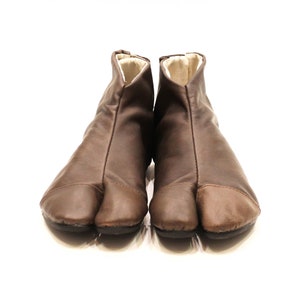 Leather Tabi Ankle Boots, hallux valgus correction, bare foot sensation, comfortable image 6
