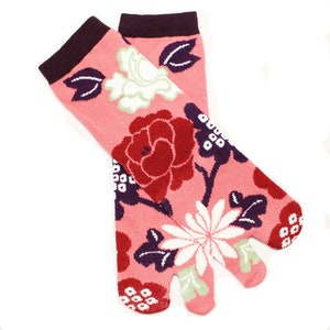 【threetimes】Petal socks★関税込み★ ハイタイムズ ジャガードソックス HIGHTIMES-WM-SO03