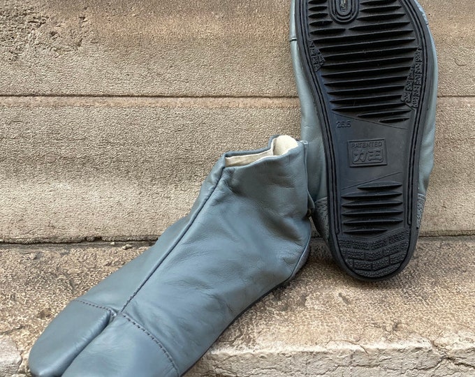 1460 leather ankle boots