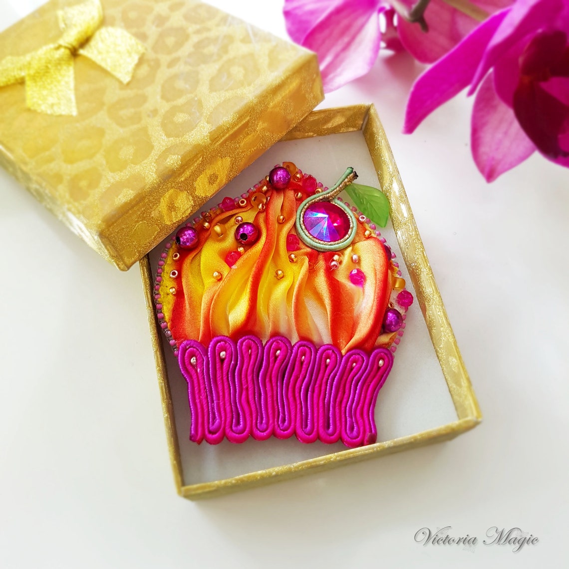 Brooch Cupcake Brooch With Shibori Ribbon Bead Embroidered Etsy
