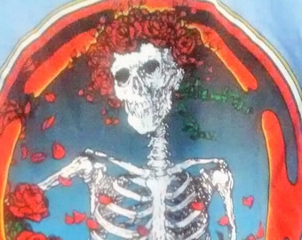 Camiseta vintage de Grateful Dead de los 80 con diseño de Kelley/Mouse Bertha con calavera y rosas