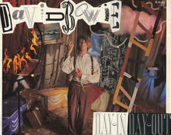 Disco de vinilo vintage de 7" de David Bowie de 1987: "Day In, Day Out" (45 RPM)