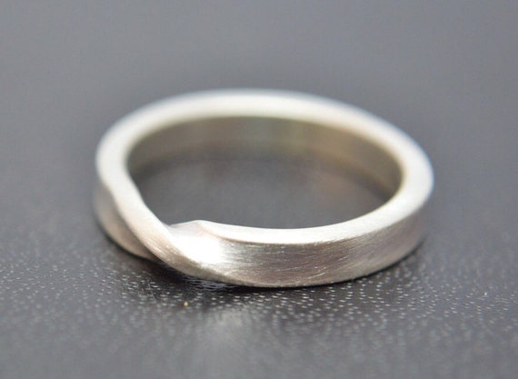 Brushed Mobius Ring Sterling Silver Ring Silver Mobius Ring | Etsy UK