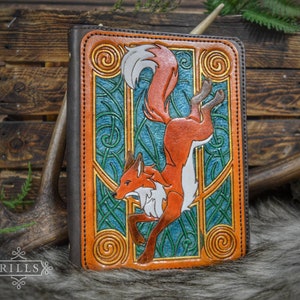 Autumn Fox Hand tooled A5 Leather 6 ring binder organiser journal. image 2