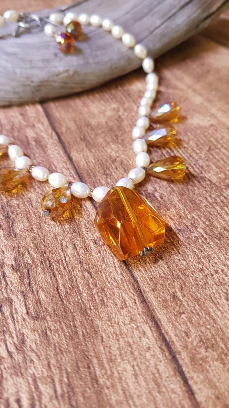 Pearl and Crystal Necklace Set