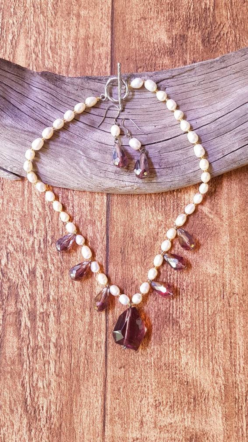 Pearl and Crystal Necklace Set