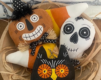 Vintage inspired Halloween ornaments, Set of 3 / Halloween Decor / Ornaments