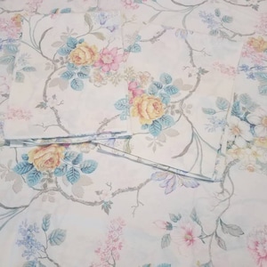 Thomaston pink/yellow floral/rose full size sheet set