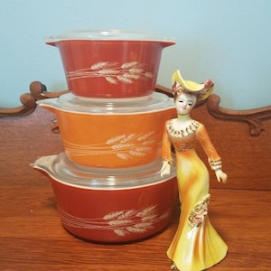 Trigo naranja Autum cosecha cazuela pyrex set 475, 474, 473 con tapas platos para hornear MCM cocina utensilios de cocina vintage