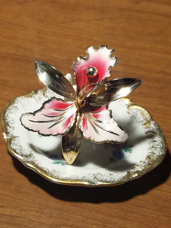 Gold and pink enamel tiger lily brooch orchid bro… - image 1