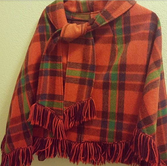 Mod rad tartan plaid wool poncho/cape/cloak- red,… - image 4
