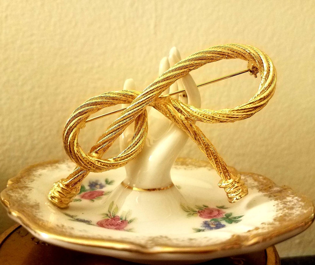 Goldtone Tassel Brooch Free Shipping U.S Only Etsy