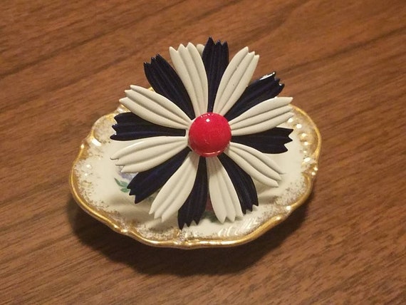 Red white and blue enamel flower brooch - image 2