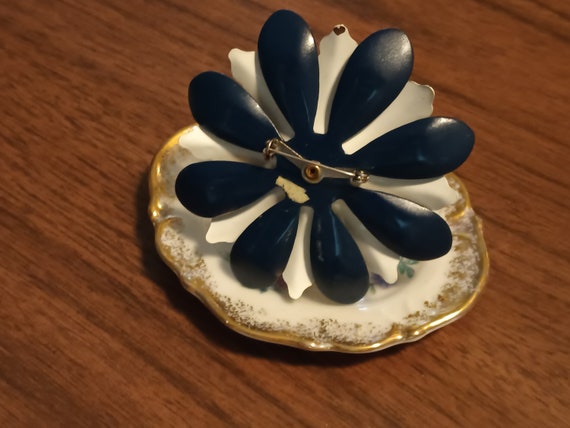 Patriotic red white and blue enamel flower brooch - image 4
