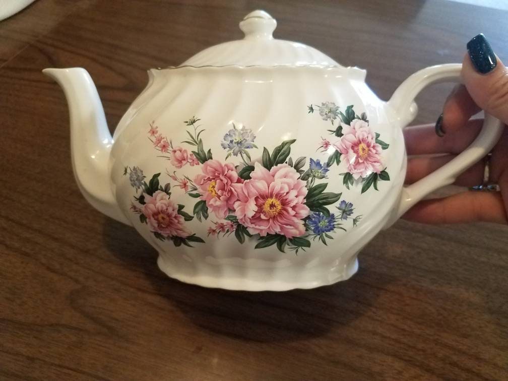 Arthur Wood White Swirl Teapot With Pink and Blue Flowers Arthur Wood White Swirl Teapot With Pink and Blue Flowers