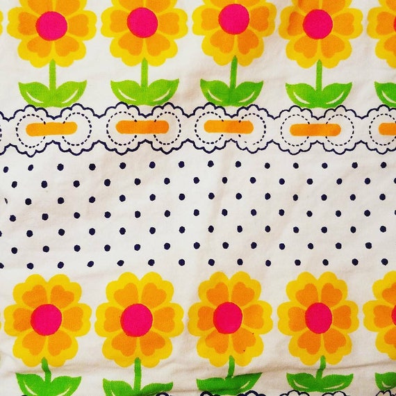 Yellow daisy flower border print polka dot novelt… - image 7