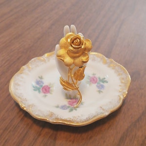 Trifari flower brooch - Etsy 日本