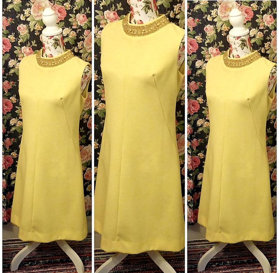 60s Yellow mod A line polyester dress size 12 sle… - image 1
