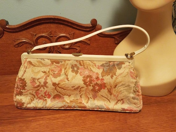 JR Florida Large structured beige floral tapestry
