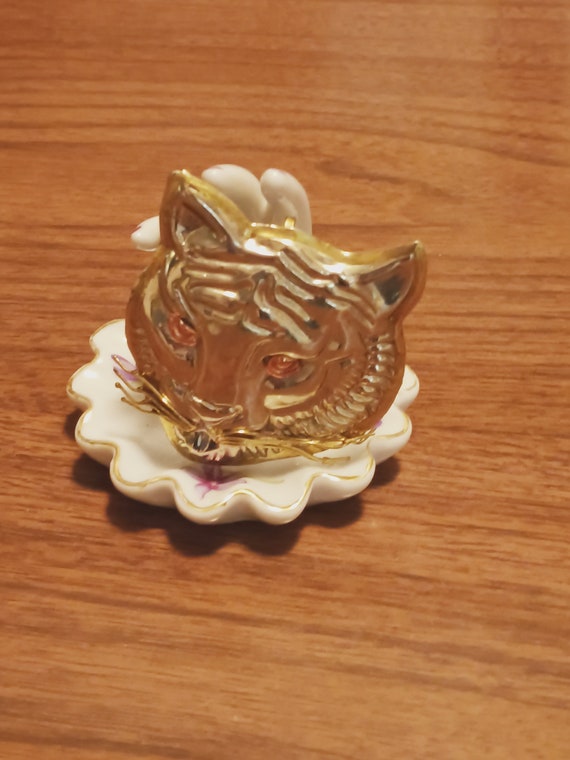 Large vintage goldtone lion brooch/pendant mixed m