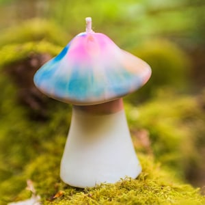 ŚWIECA MUSHROOM, świeca FUNGHI, naturalna + ręcznie robiona, wielokolorowa, tęczowa, całkowicie naturalny wosk, wyjątkowa, psychodeliczna, świeca tie-dye