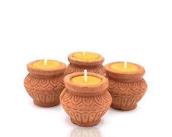 Diwali Diya Oil lamp/Christmas Decoration Crafts'man METALDIYA004 Set of 2 pc Diwali Diya Lotus Shape Gift/Decoration Beautiful Candle Tea Light Holder in Random Foil Paint 