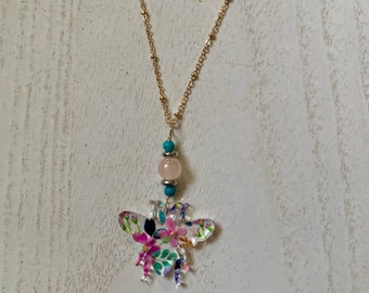 Spring Bee Charm Necklace, Acrylic Bumble Bee Charm Necklace, Easter Jewelry, Pastel Pink Turquoise Silver Necklace, 22 kg Necklace for Her