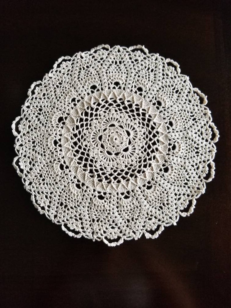 Doily Lace Dresser Scarf Home Decor Vintage Decorative Gift Crochet Doily