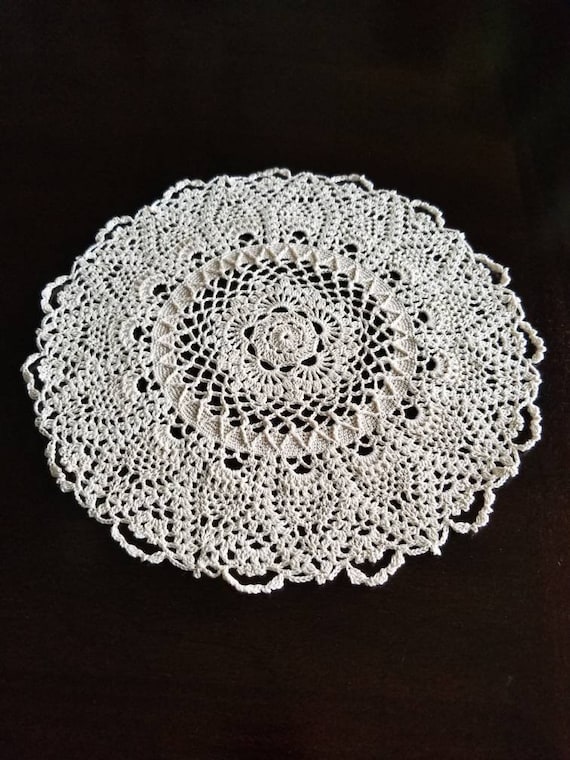Doily Lace Dresser Scarf Home Decor Vintage Decorative Gift Crochet Doily