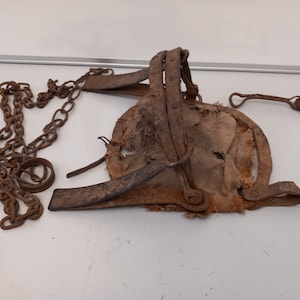Vintage Antique Primitive Animal Trap Hand Forged Chain Rusty Balkan