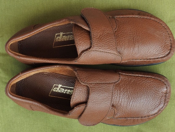 Dansko leather best sale shoes