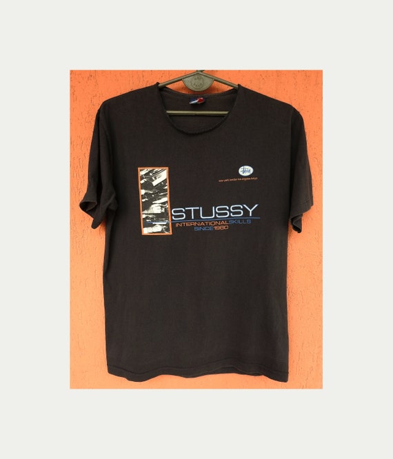 Vintage 90s STUSSY International Skills T-shirt - Gray Vintage 90s STUSSY International Skills T-shirt - Gray