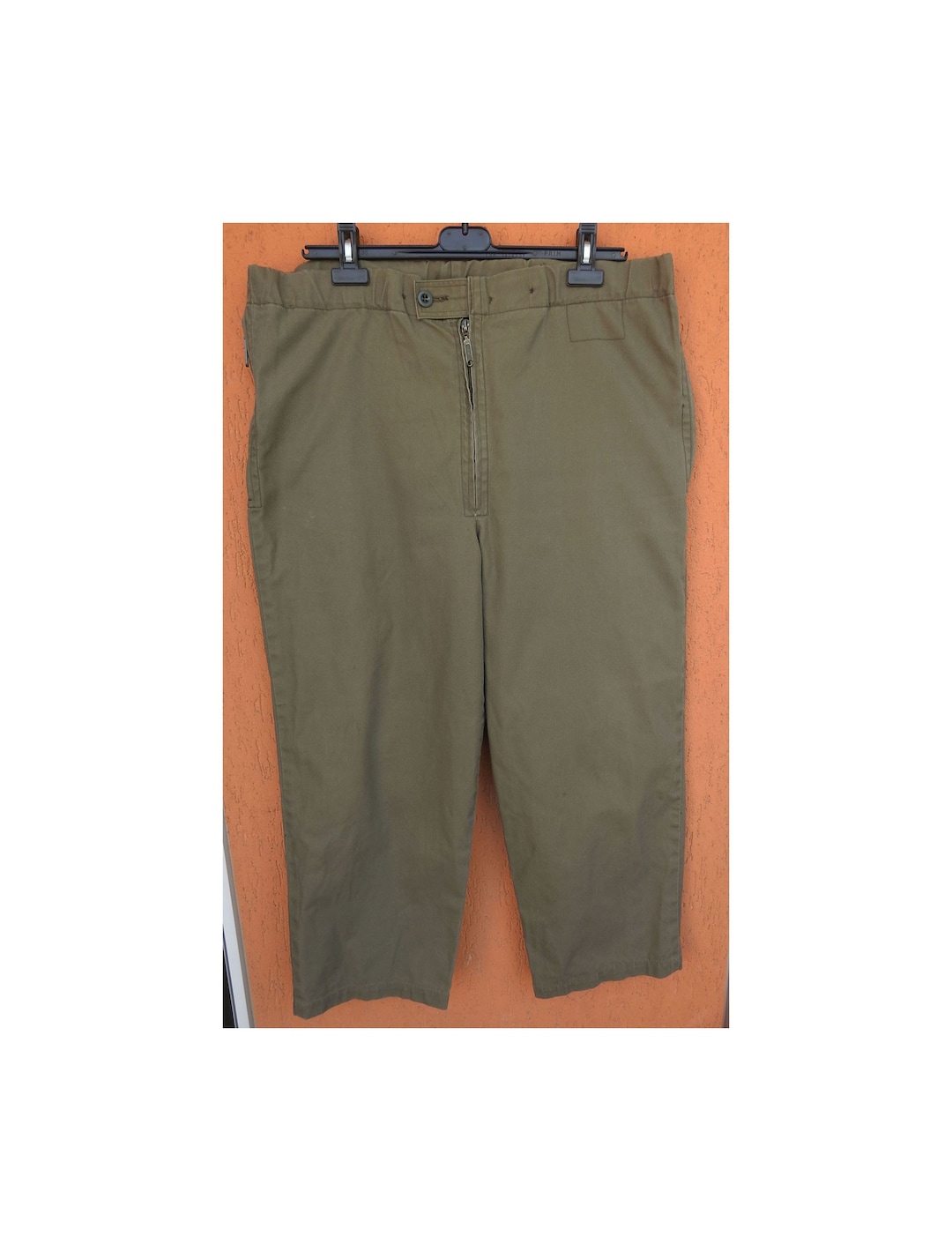 Original German military NVA brown sweatpants sports stirrup training trousers main image 0