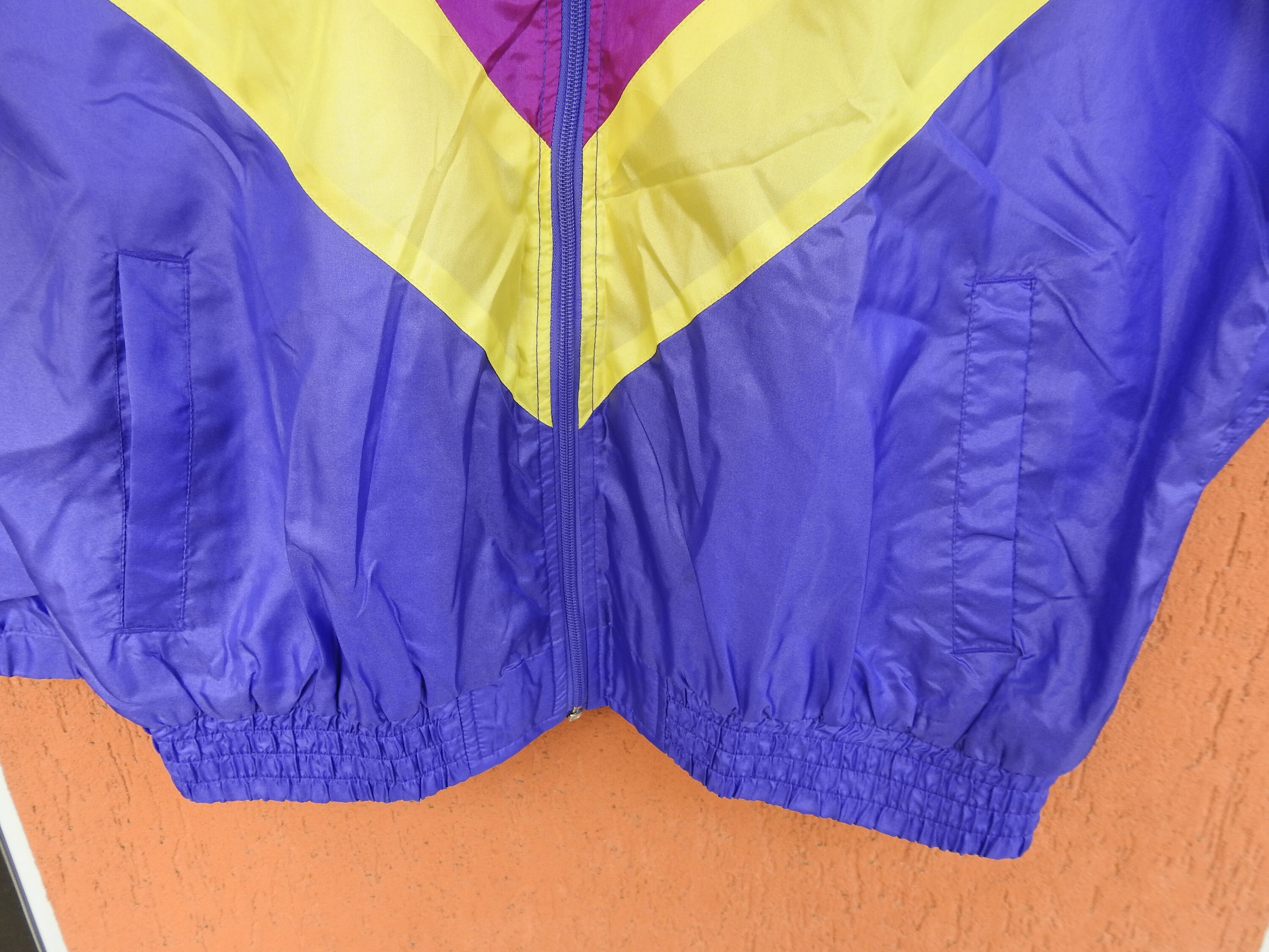 Vintage 90s Windbreaker Nylon Track Jacket Golden Team Vintage 90s Windbreaker Nylon Track Jacket Golden Team