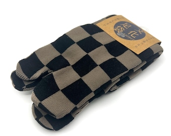 Men's Ichimatsu Shima (Traditional Chequered Pattern) Japanese 2-Toe Tabi Socks