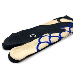 Men's Lucky Whale (鯨) Japanese 2-Toe Tabi Socks