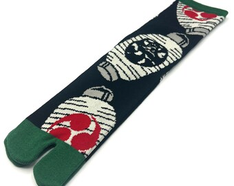Men's Japanese Festival Lantern Motif - Long Japanese 2-Toe Tabi Socks