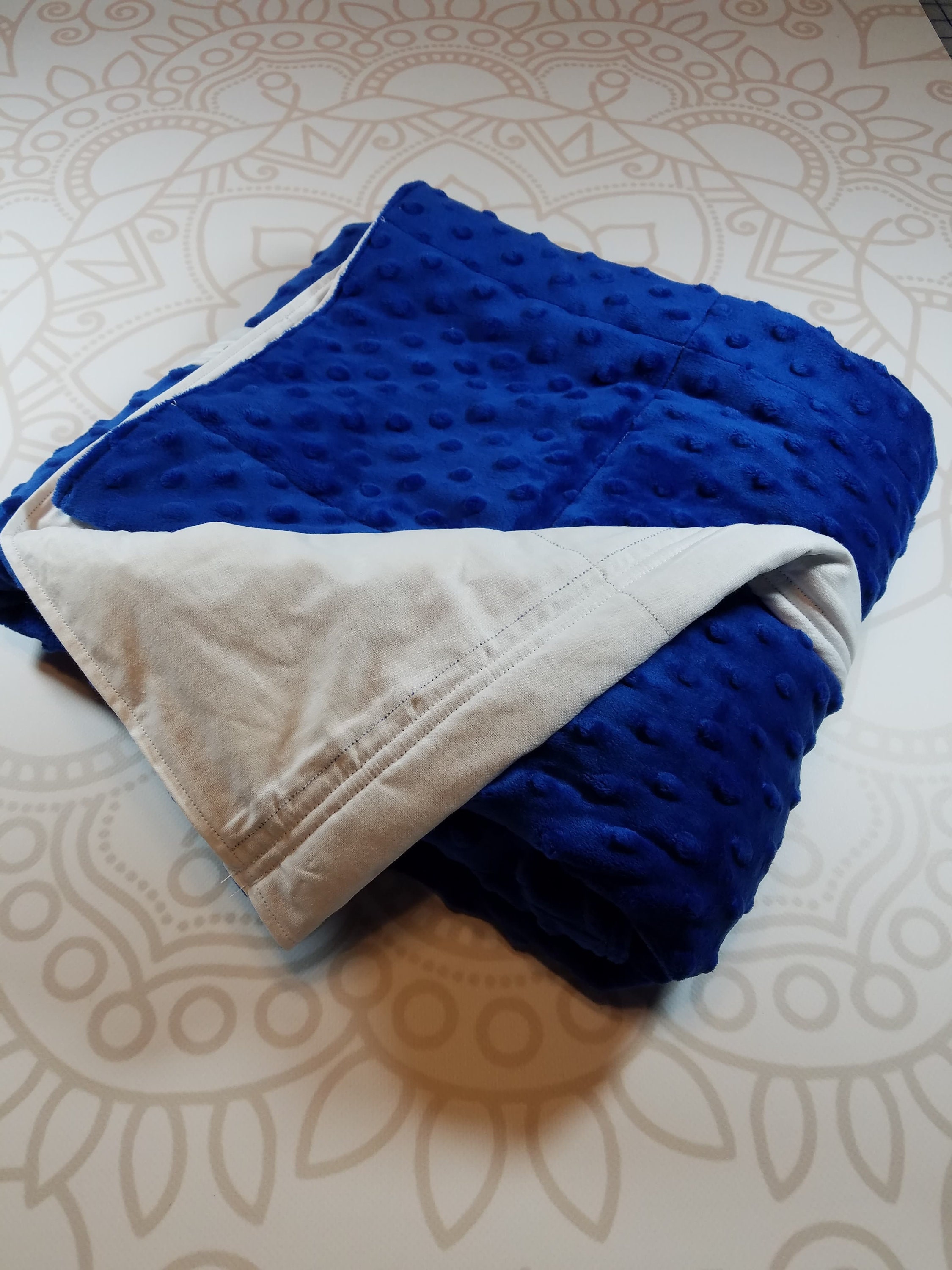 READY to SHIP, 40x42, 10 pounds, Weighted Blanket, Royal Blue Minky Front, White Cotton Back