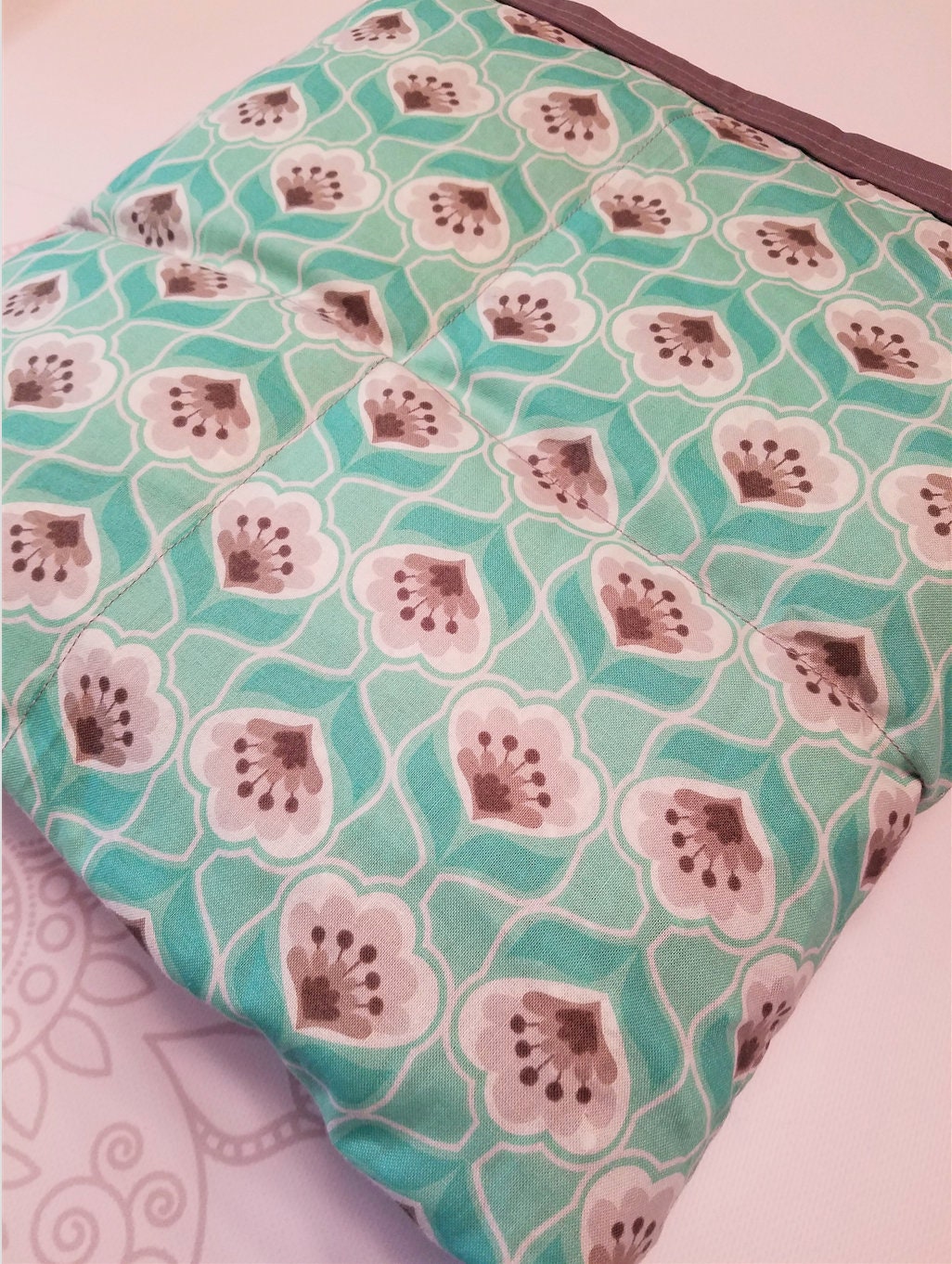 READY to SHIP, Weighted Blanket, 40x60-15 Pounds, Mint Gray Flowers