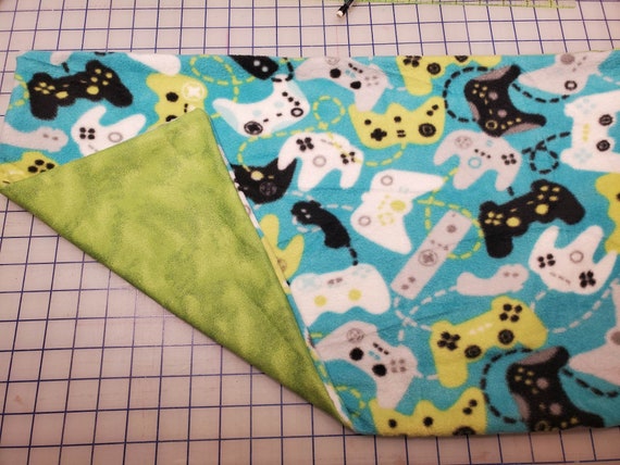 Weighted Lap Pad, Gamer Fleece with Green Tie Dye Flannel Back, 14x22 inches, 3 Pounds, Fidget Pad, Homework Pad, Sensory Companion