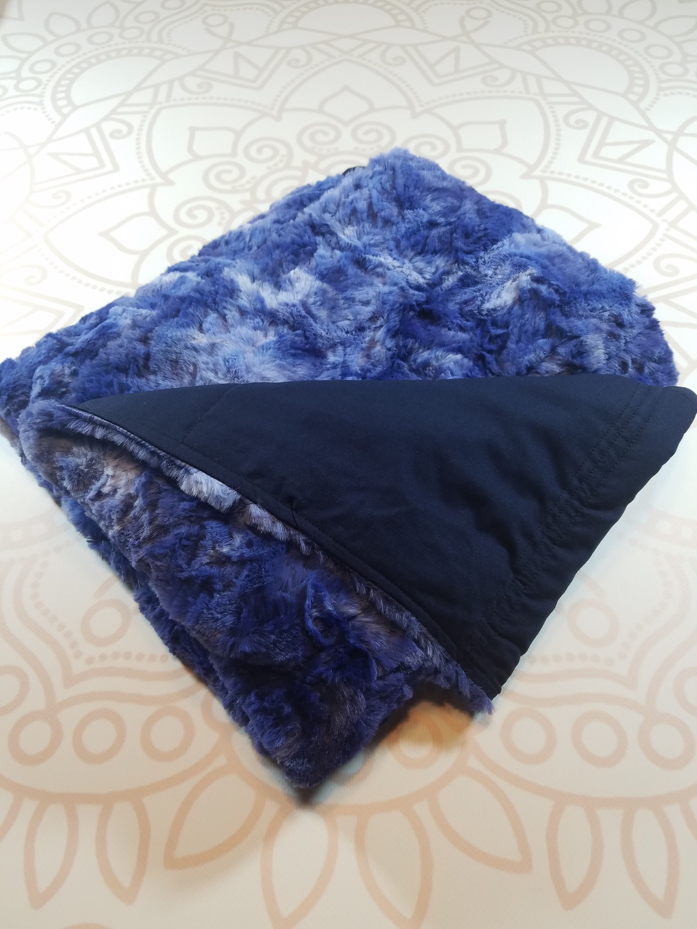 Ready To Ship, 5 Pound, 28x32, WEIGHTED BLANKET, Galaxy Minky
