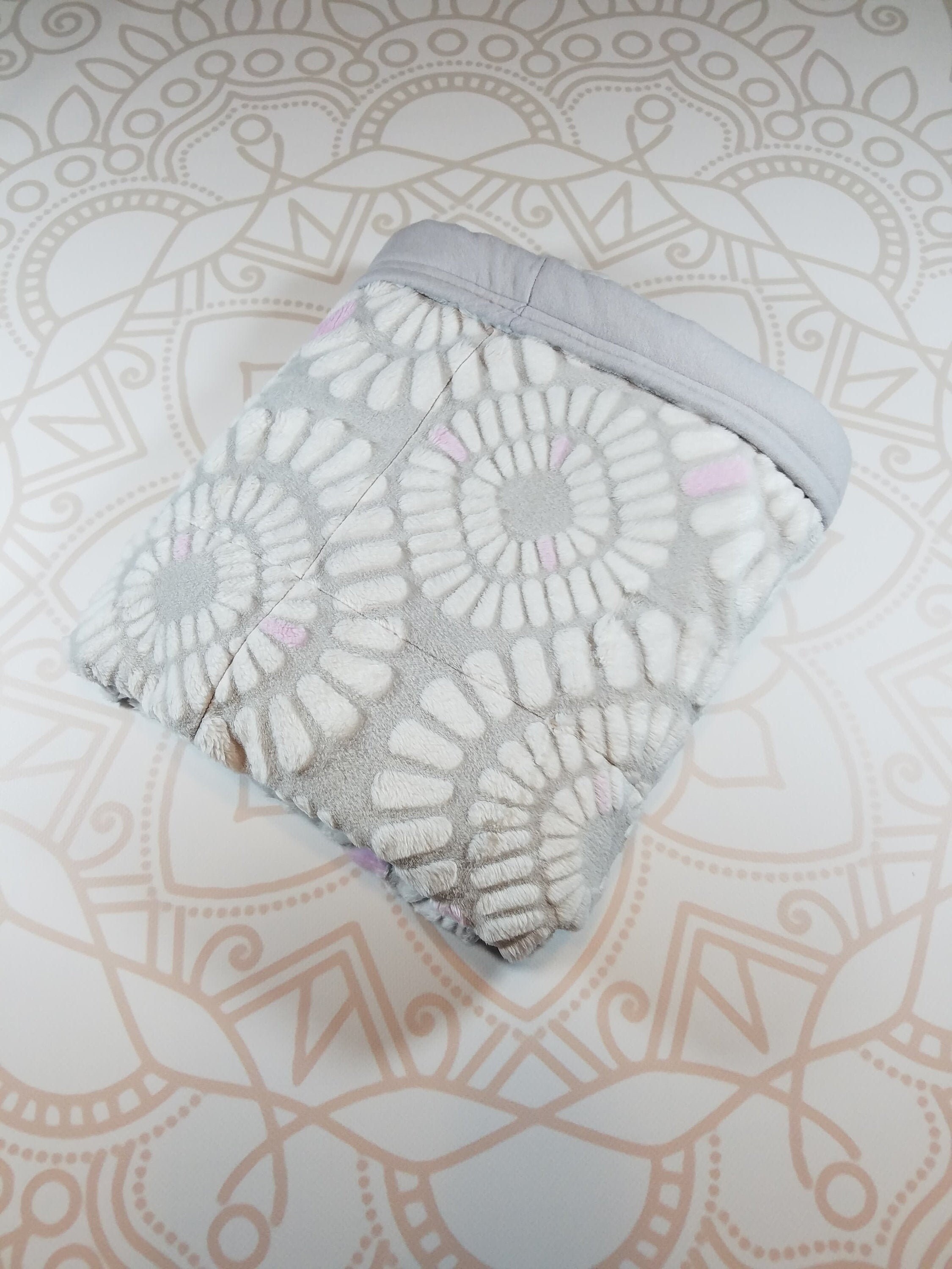 Ready To Ship, 5 Pound, 28x32, WEIGHTED BLANKET, Gray Pink Minky, Gray