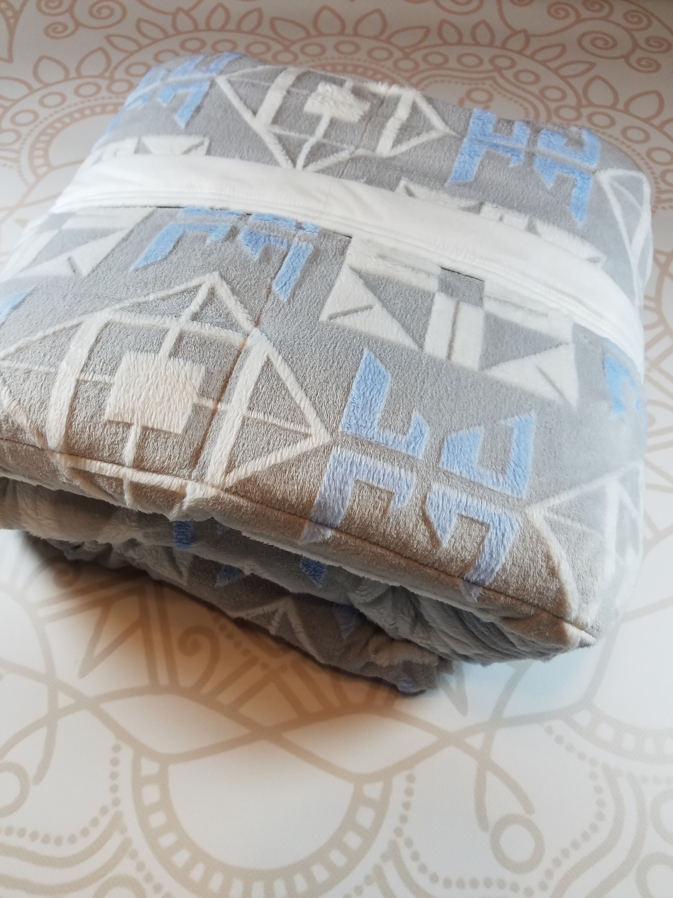 READY to SHIP, 40x70, 20 pound, Weighted Blanket, 40x70, Gray Blue