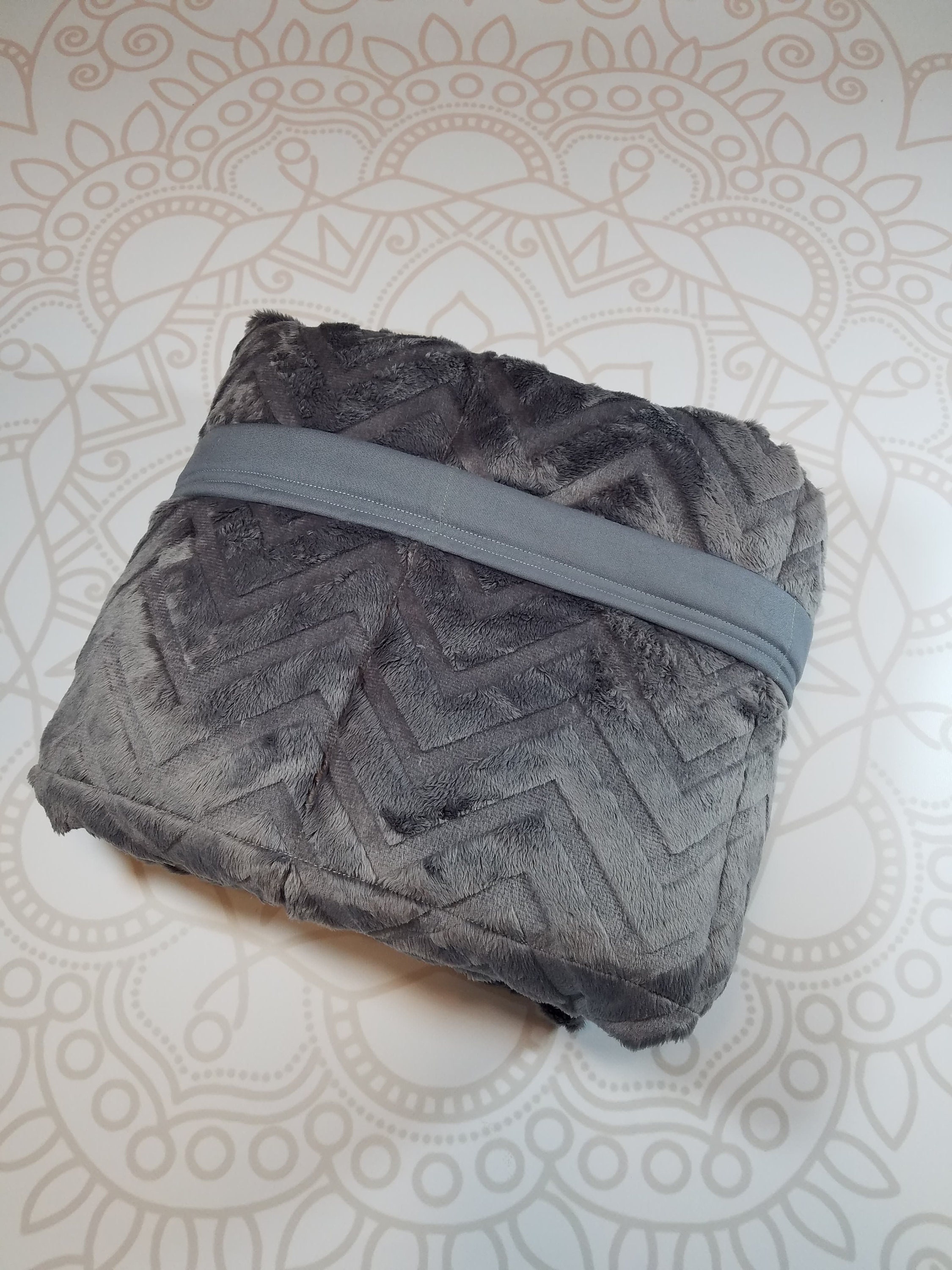 READY to SHIP, 40x70, 20 pound, Weighted Blanket, 40x70, Gray Chevron